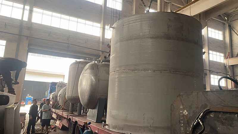 不锈钢反应釜发往湖南